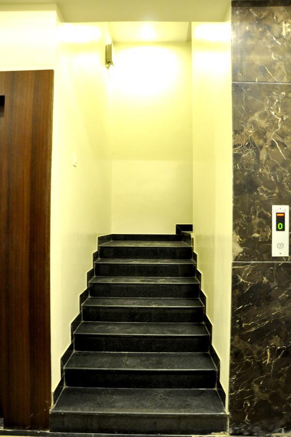 Hotel Gulmohar Pride Ahmednagar Exterior photo
